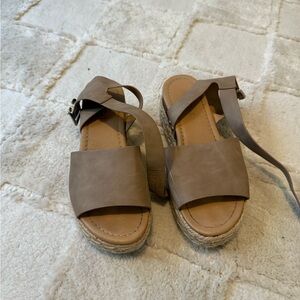 Soda Women's Brown Espadrille Sandals